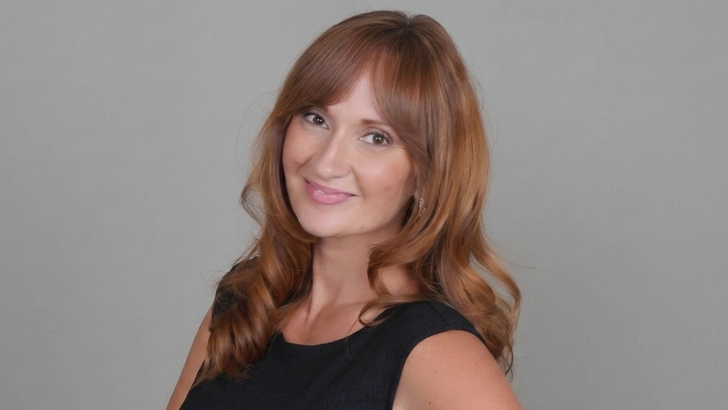 jessicanutbrownheadshot landscape